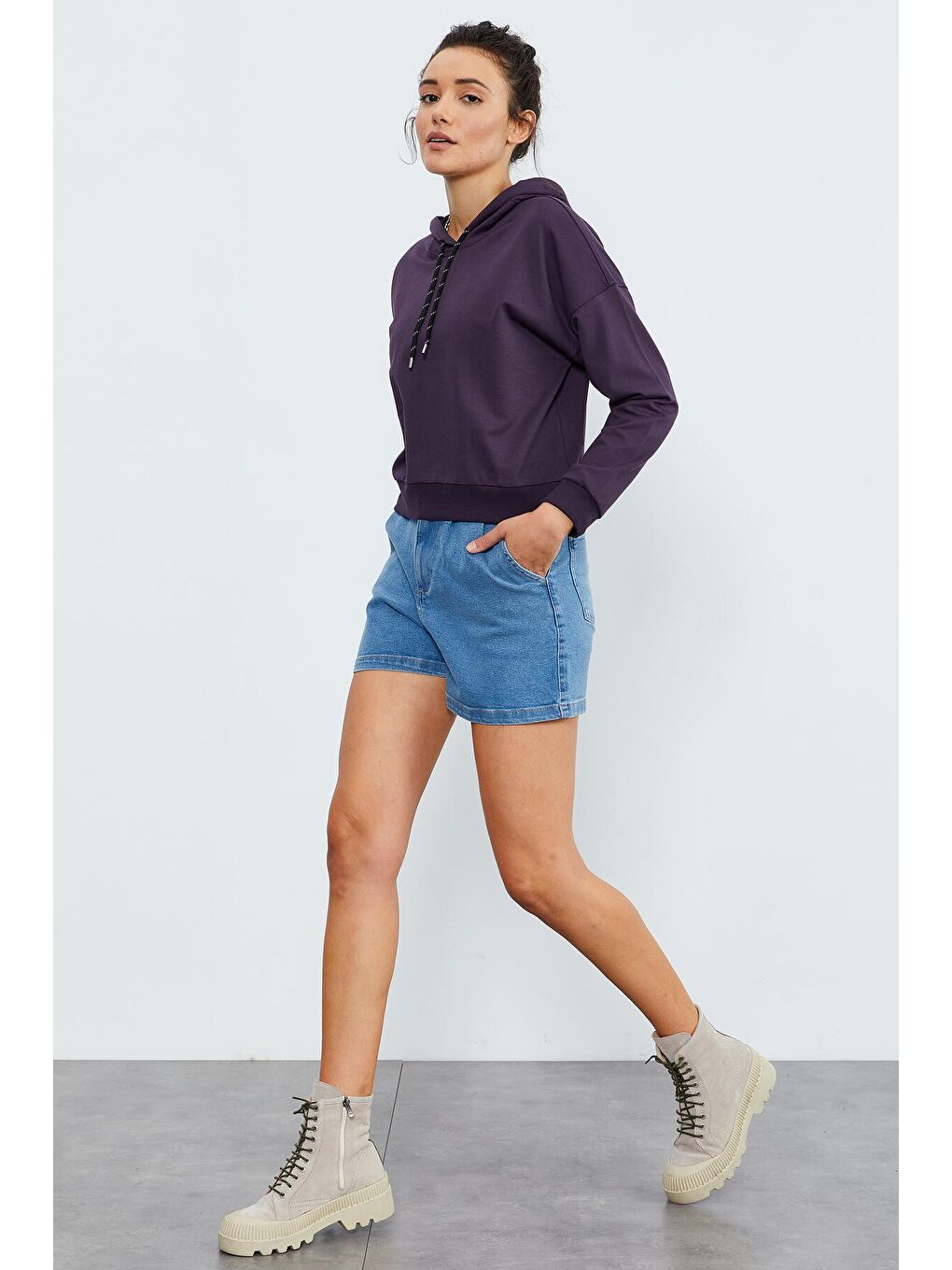 Mor Uzun Kol Rahat Form Kapüşonlu Kadın Sweatshirt - 97115-1