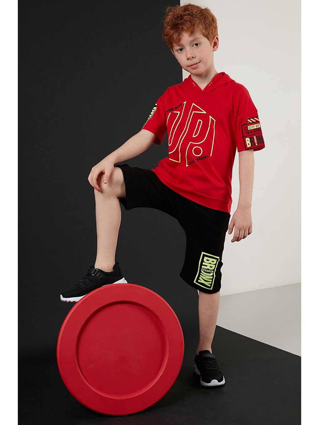 Kırmızı % 100 Pamuklu Baskılı Kapüşonlu Kısa Kollu Alt Üst Takım 59213602