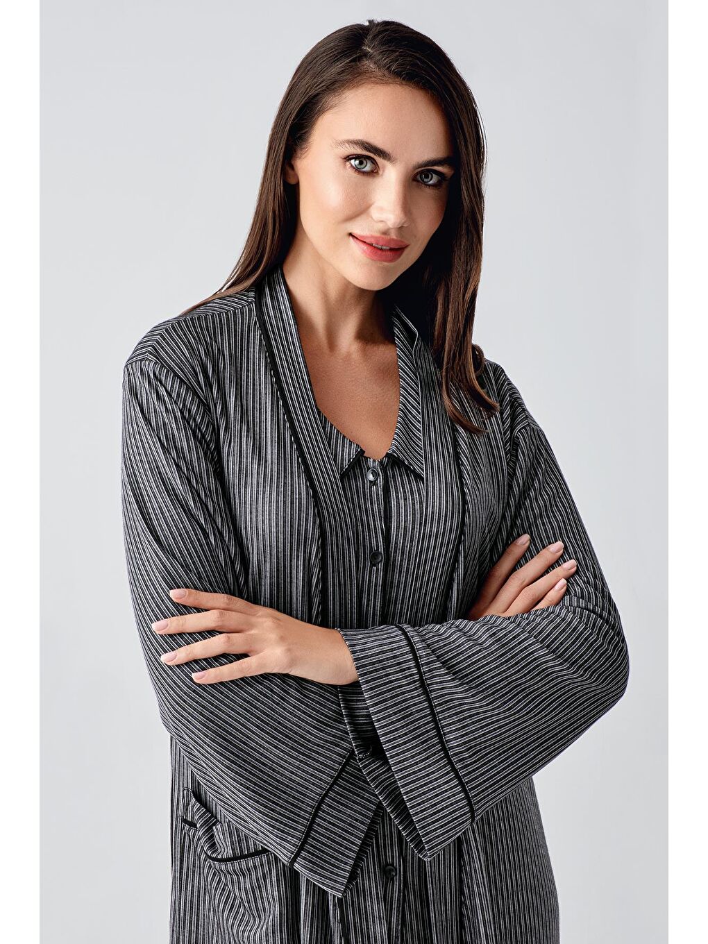 Siyah Bebe Yaka Düğmeli Uzun Kollu Hamile Sabahlık Pijama Takım 23111-4