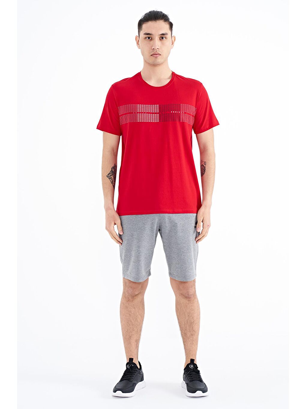 Kırmızı Minimal Yazı Baskılı Standart Kalıp Erkek Tişört - 88182-2