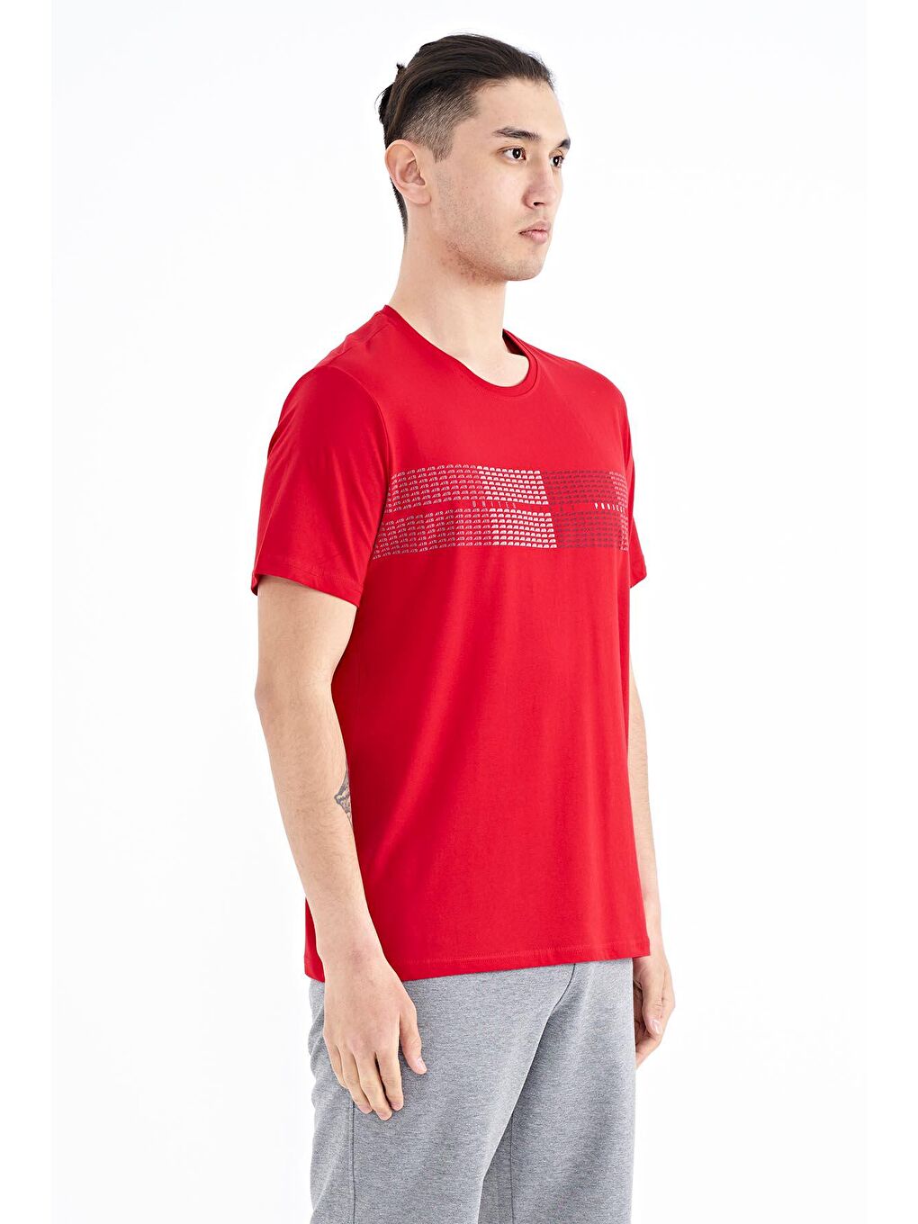 Kırmızı Minimal Yazı Baskılı Standart Kalıp Erkek Tişört - 88182-3