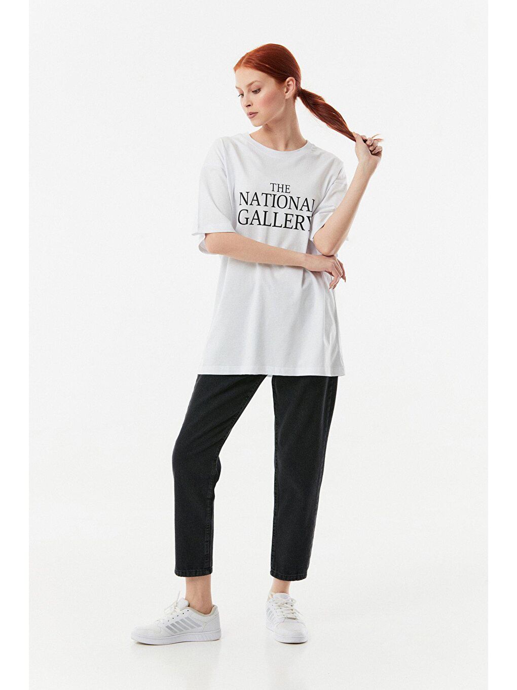 Beyaz Baskılı Bisiklet Yaka Oversize Tişört-3