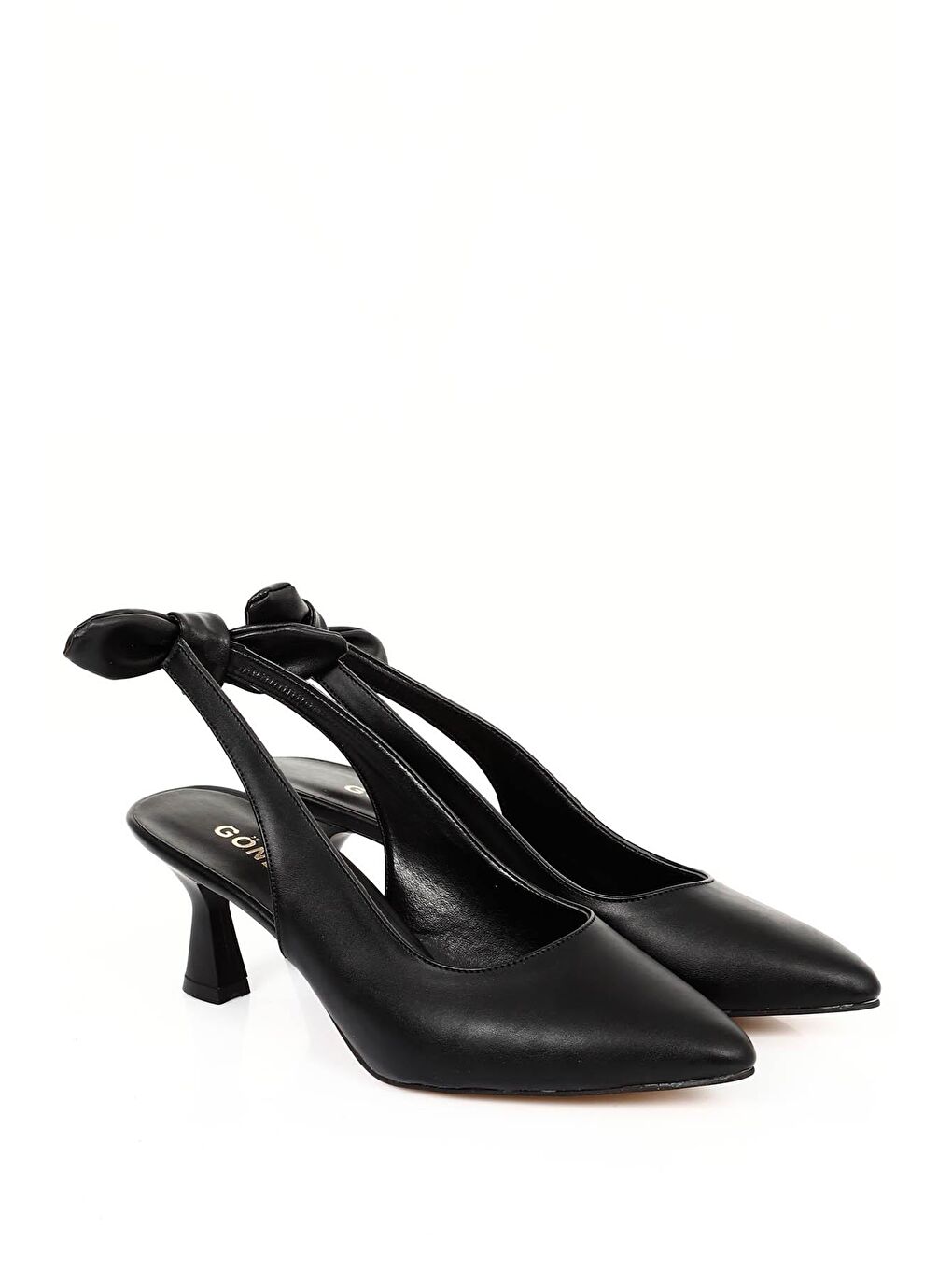 Siyah Gön Sivri Burun Kadeh Ökçe Arkası Açık Kadın Ayakkabı 38119-1