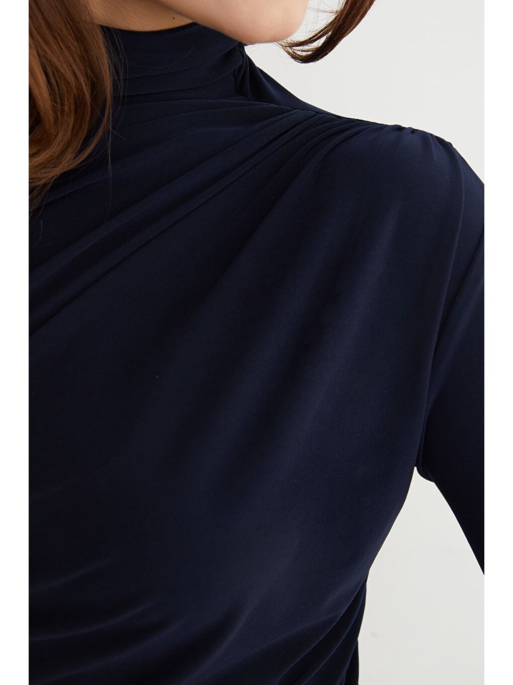 Lacivert Drapeli Balıkçı Yaka Bluz-4