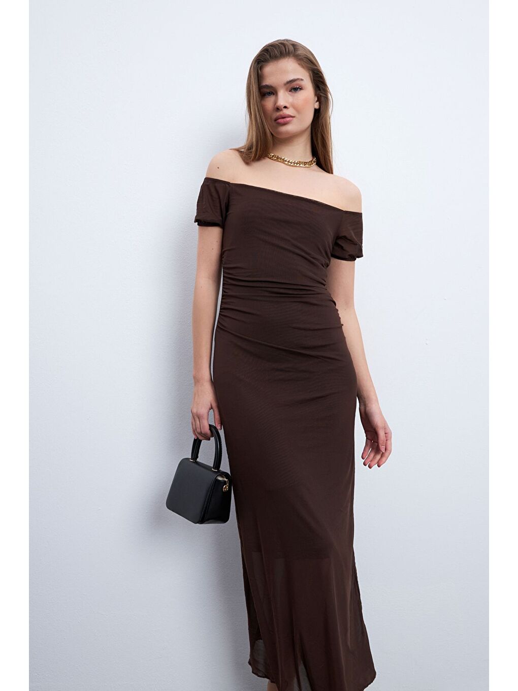 Kadın Kahverengi Kayık Yaka Astarlı Tül Elbise-3