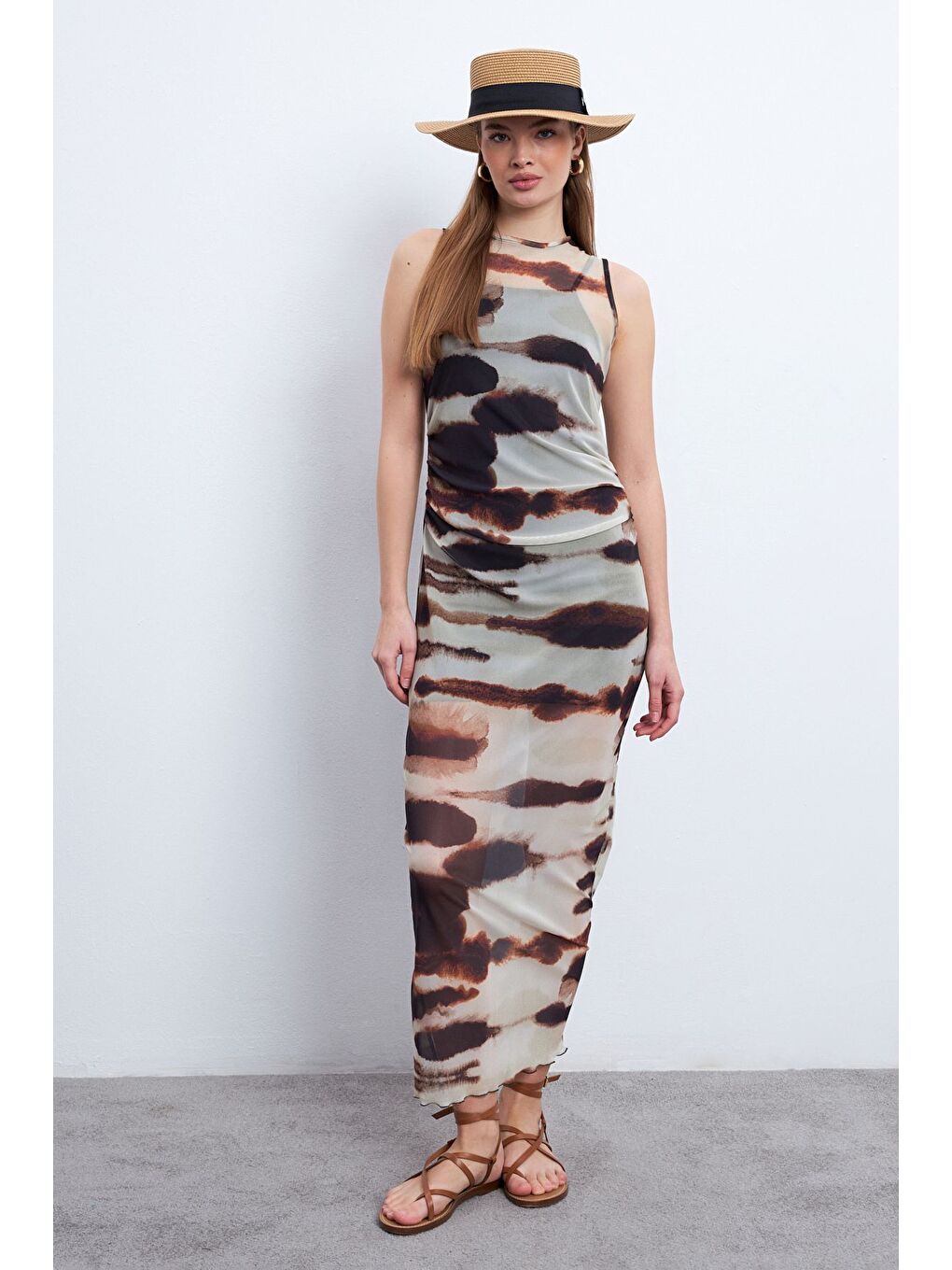 Kahverengi Kadın Zebra Desen Kolsuz Astarlı Tül Elbise