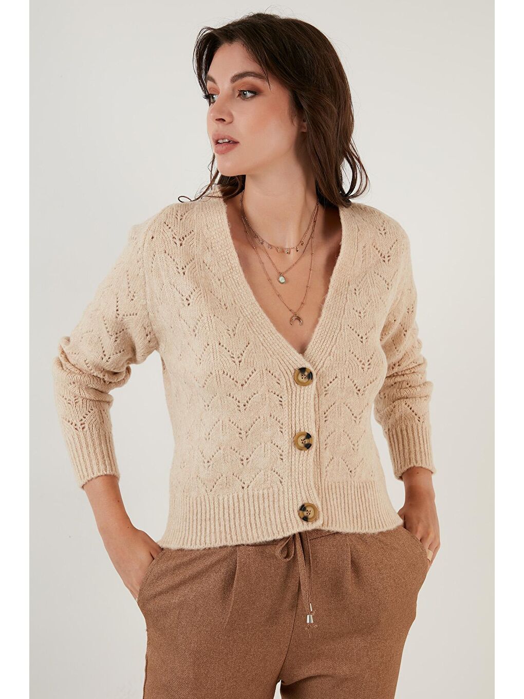 Bej Düğmeli V Yaka Örme Hırka 4616102-4