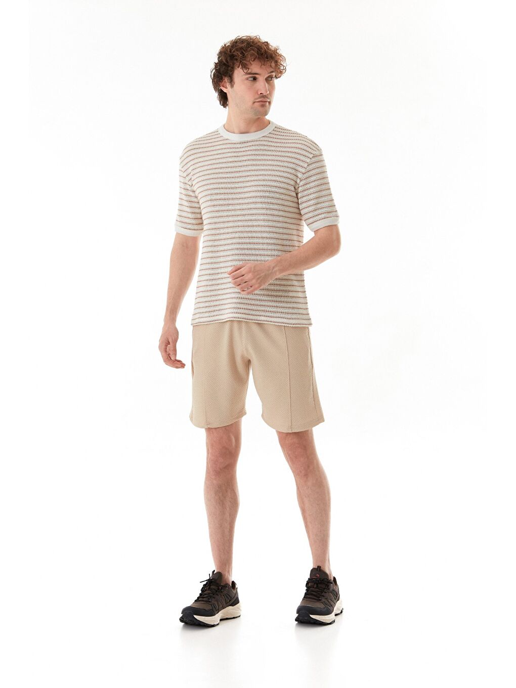 Bej Petek Kumaş Beli Bağlamalı Cepli Şort