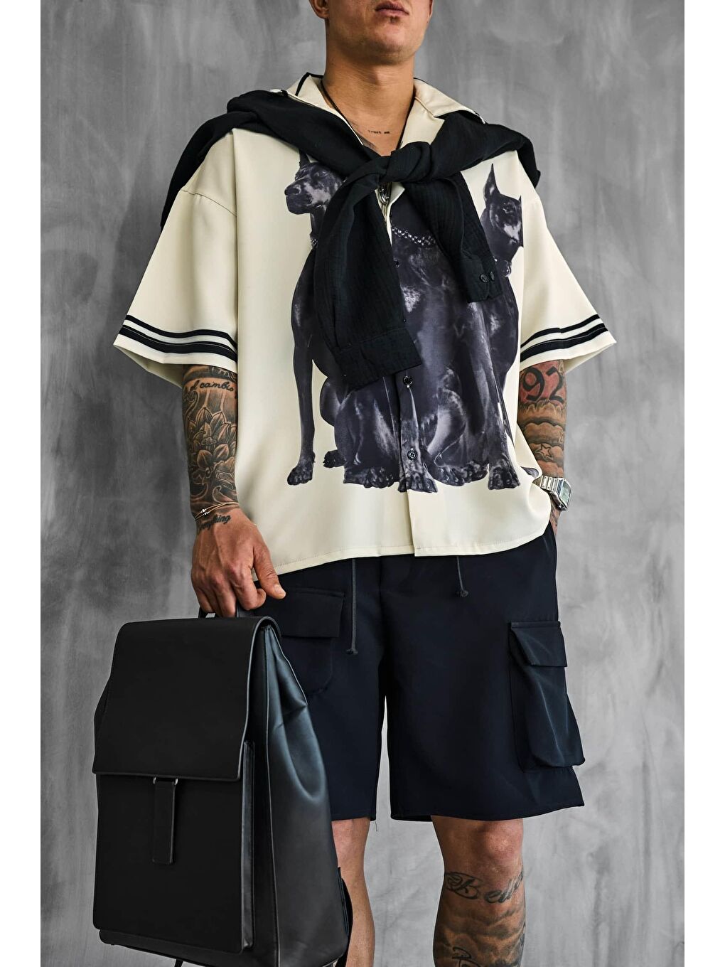 Ekru Erkek Süper Oversize Doberman Desenli Kısa Kollu Gömlek Krem-2