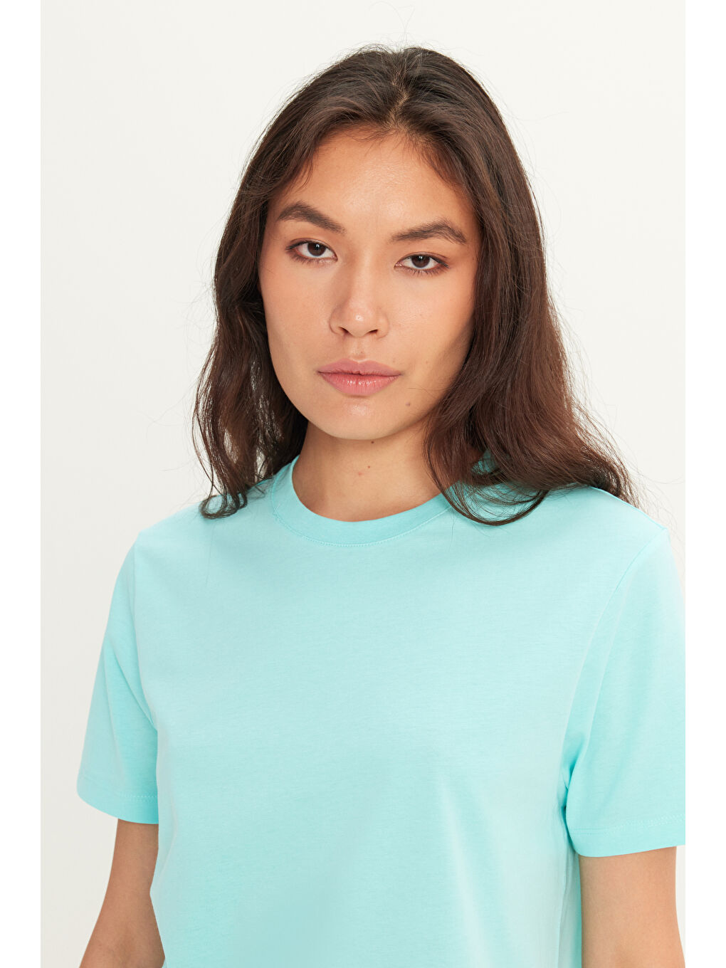 Erkek Turkuaz Slim Fit Dar Kesim %100 Pamuk Bisiklet Yaka Kısa Kollu Tişört-8