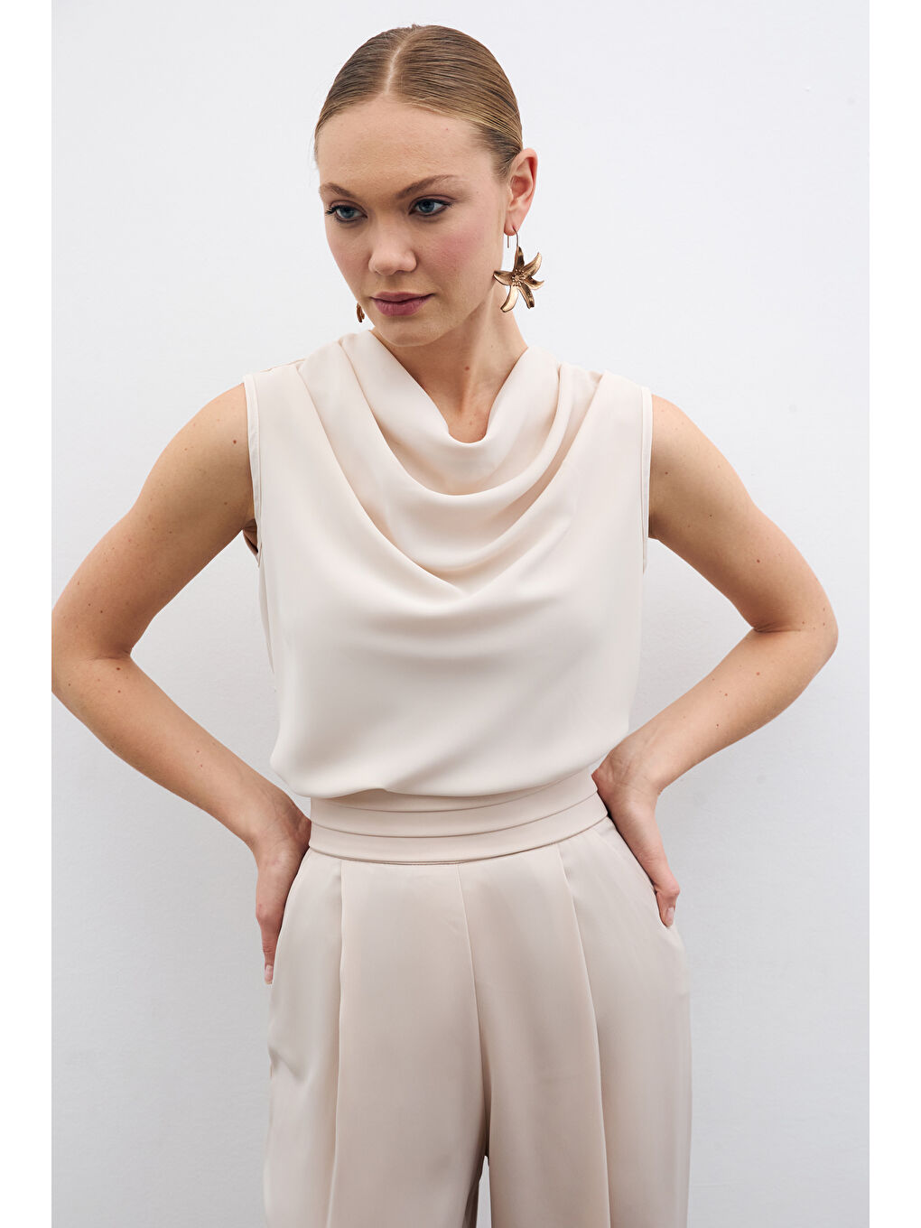 Degaje Yaka Kolsuz Bluz - Bej-2