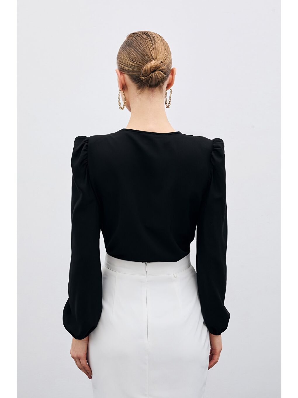 Kruvaze Vatkalı Bodysuit - Siyah-6