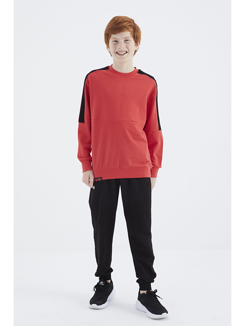 Kırmızı Fiesta Basic O Yaka Erkek Çocuk Sweatshirt - 11182-1