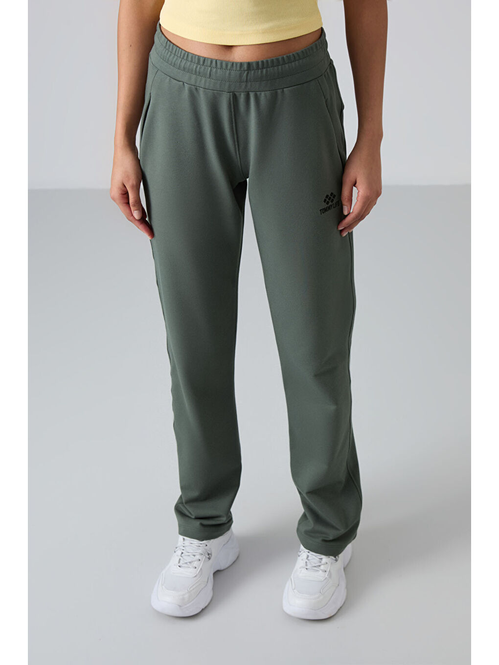 Haki Gizli Fermuar Cepli Rahat Form Klasik Paça Kadın Eşofman Alt - 94148-3