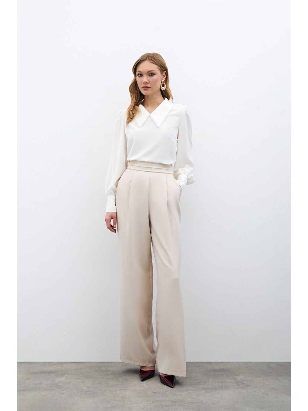 İnci Yakalı Bluz - Ekru-6