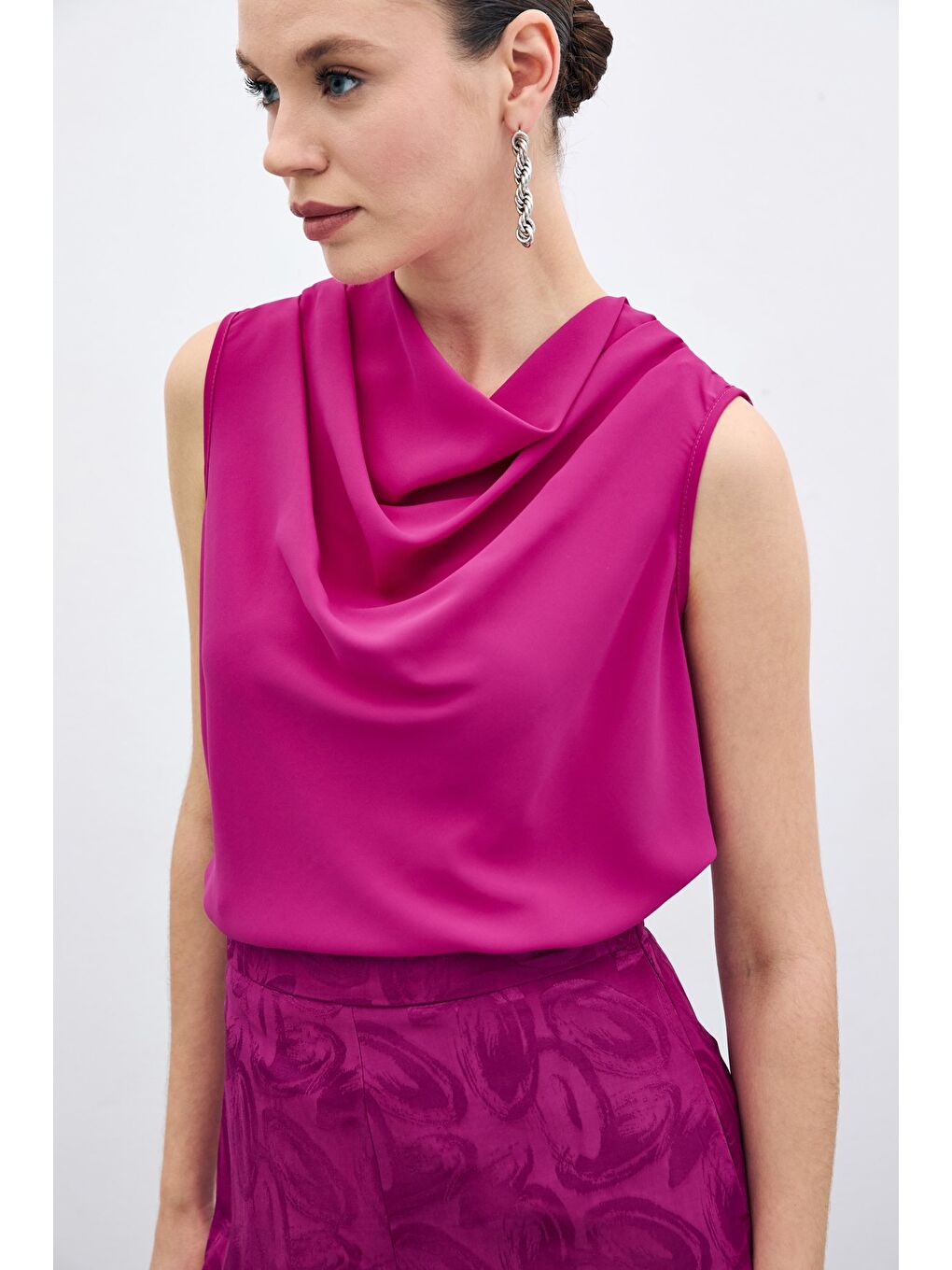 Degaje Yaka Kolsuz Bluz - Fuşya-2