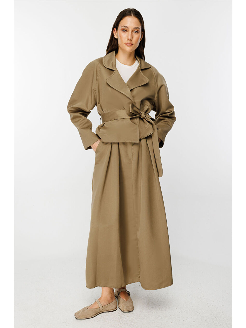 Bej Kruvaze Yaka Kısa Vizon Trençkot-4