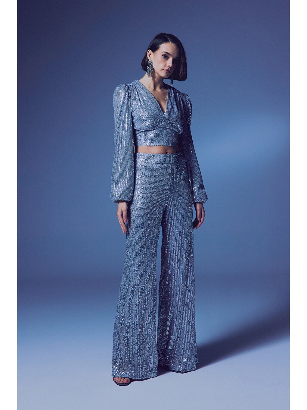 Gri Kruvaze Payetli Crop Bluz - Gümüş-3