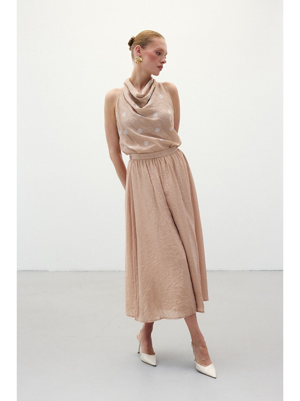 Pembe Kraşlı Kloş Etek - Pudra-1