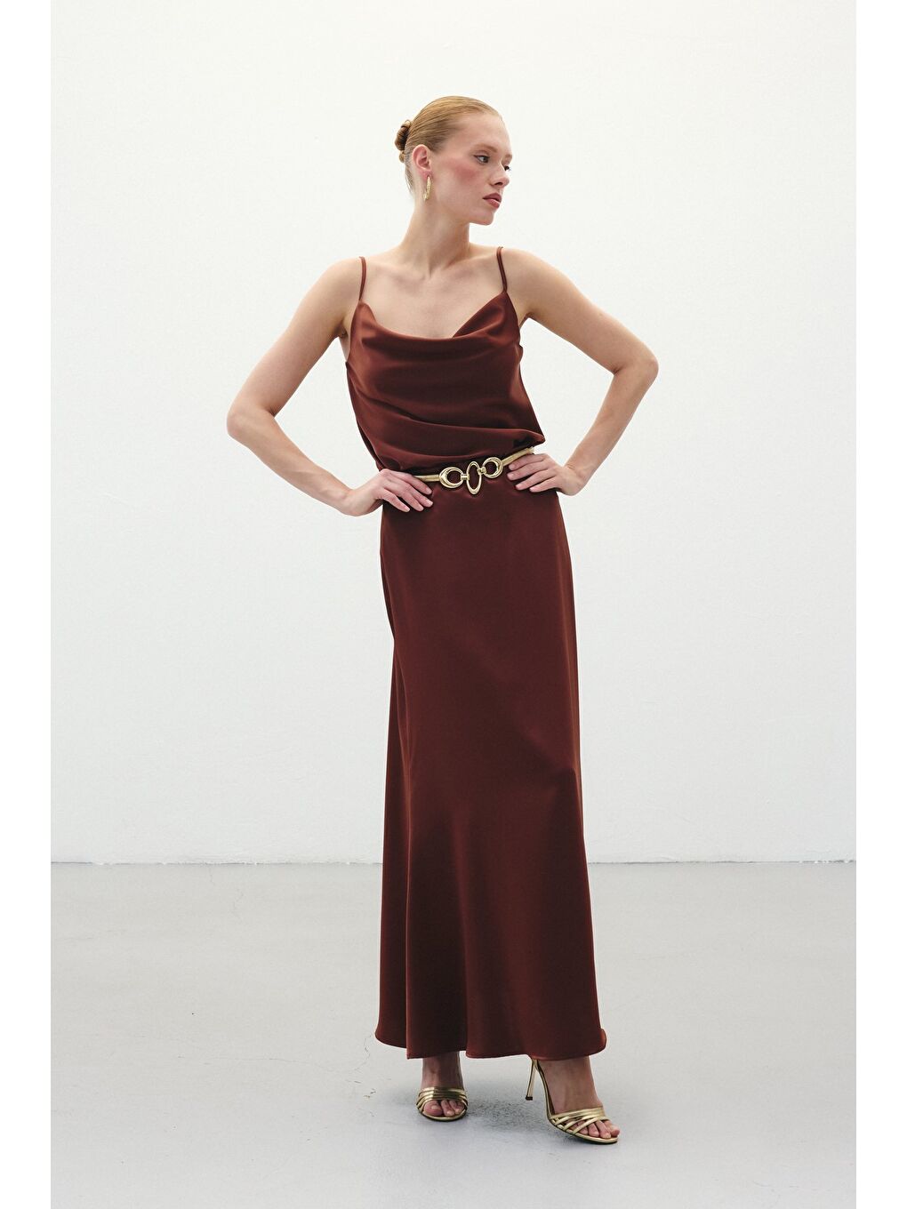 Kahverengi Uzun Saten Etek - Kahve-1
