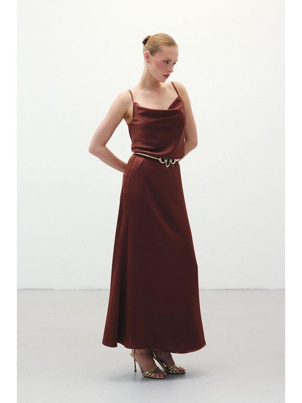 Kahverengi Uzun Saten Etek - Kahve-3