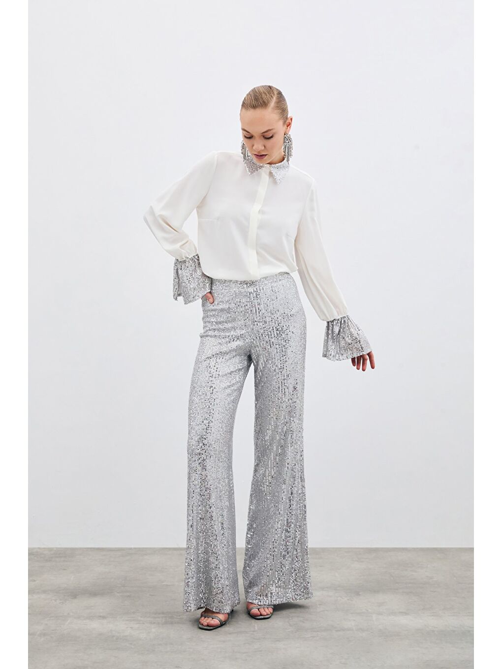 Payet Detaylı Gömlek - Ekru-6
