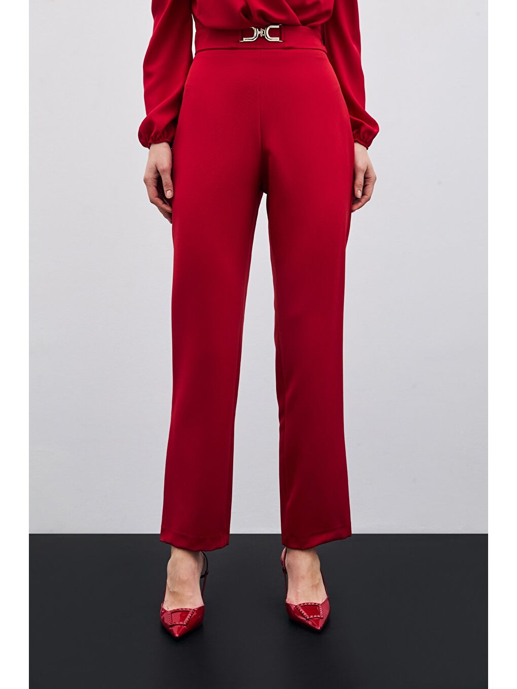Aksesuar Detaylı Pantolon - Kırmızı-1