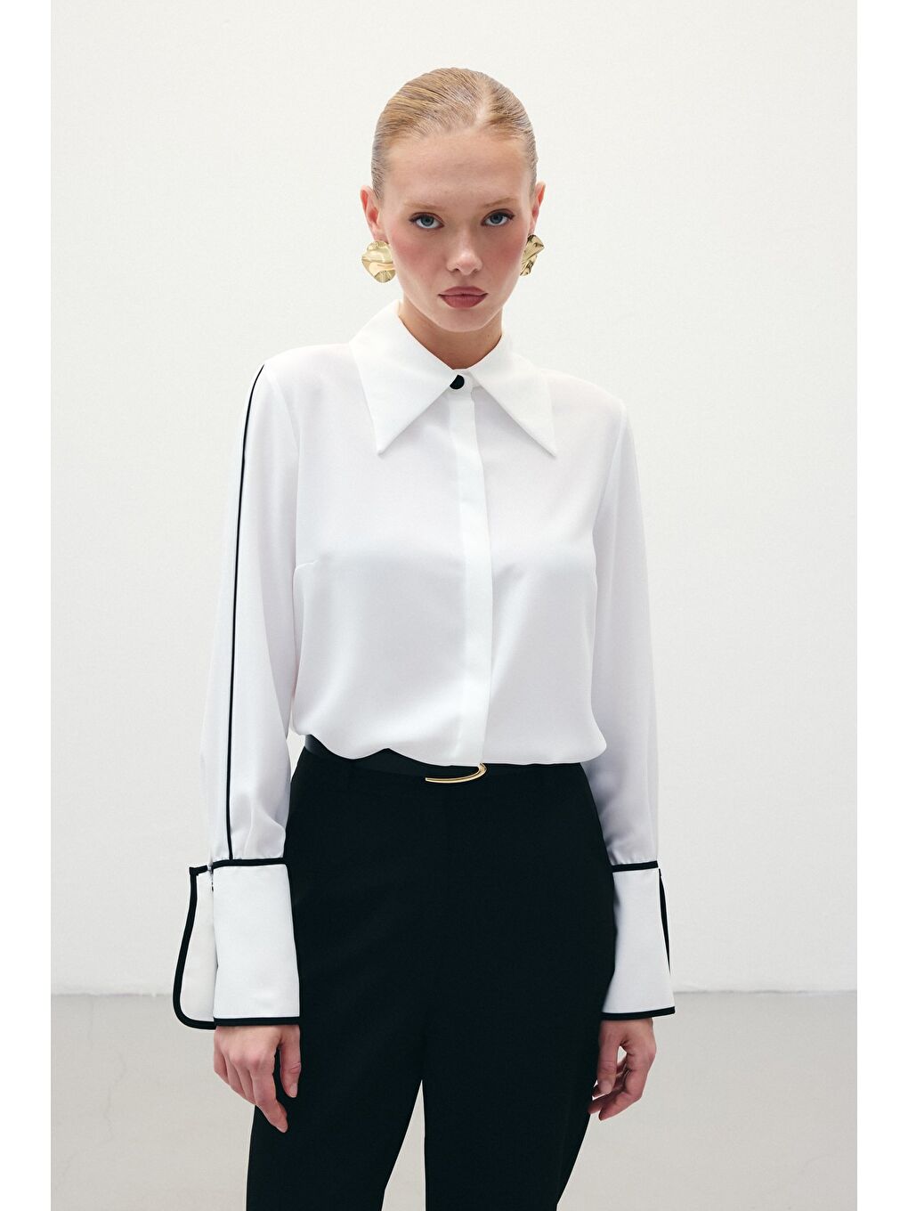 Klasik Manşetli Kontrast Gömlek - Ekru-2