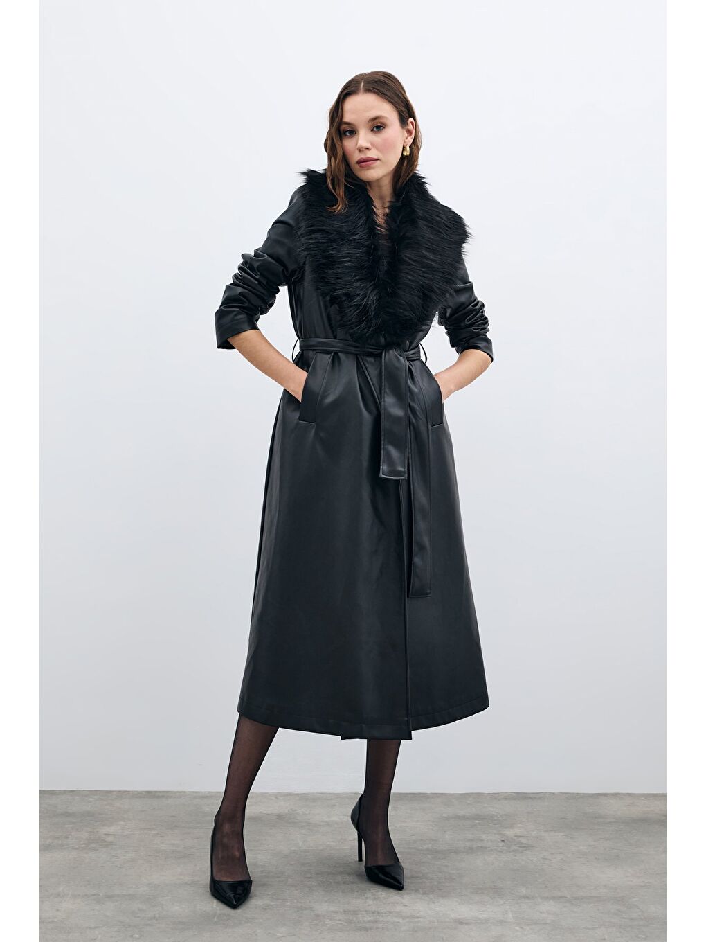 Kürklü Uzun Deri Kaban - Siyah-1