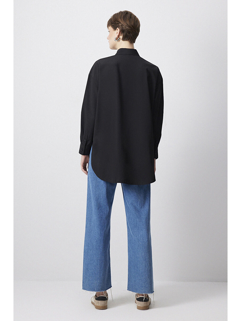 Siyah Relax Fit Poplin Gömlek-3