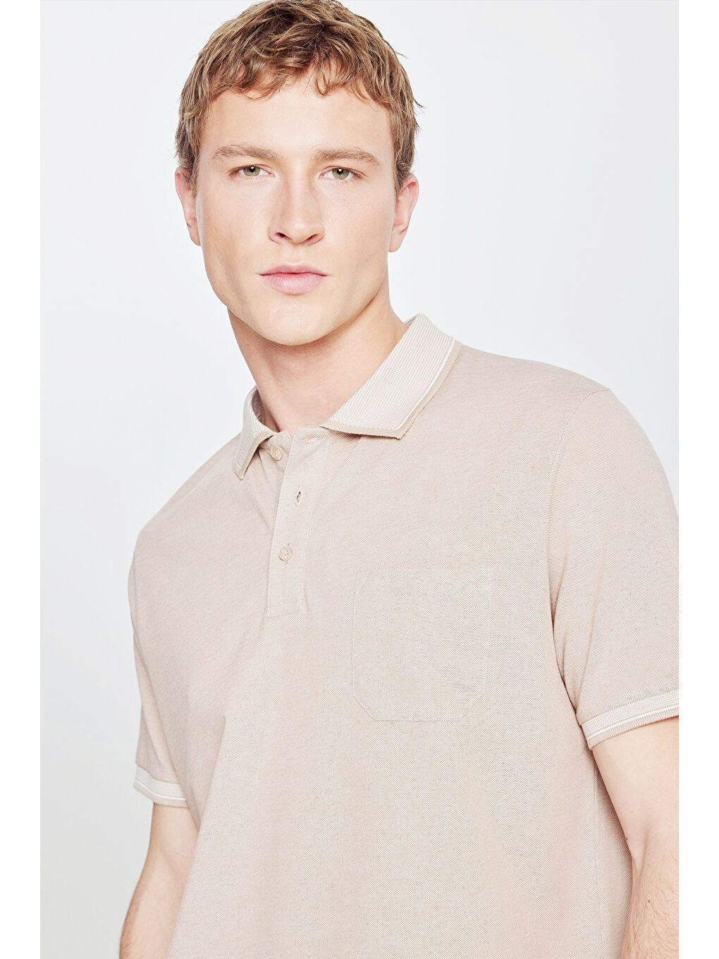 Erkek Bej-Beyaz Pamuklu Comfort Fit Rahat Kesim Polo Yaka Cepli Tişört-5