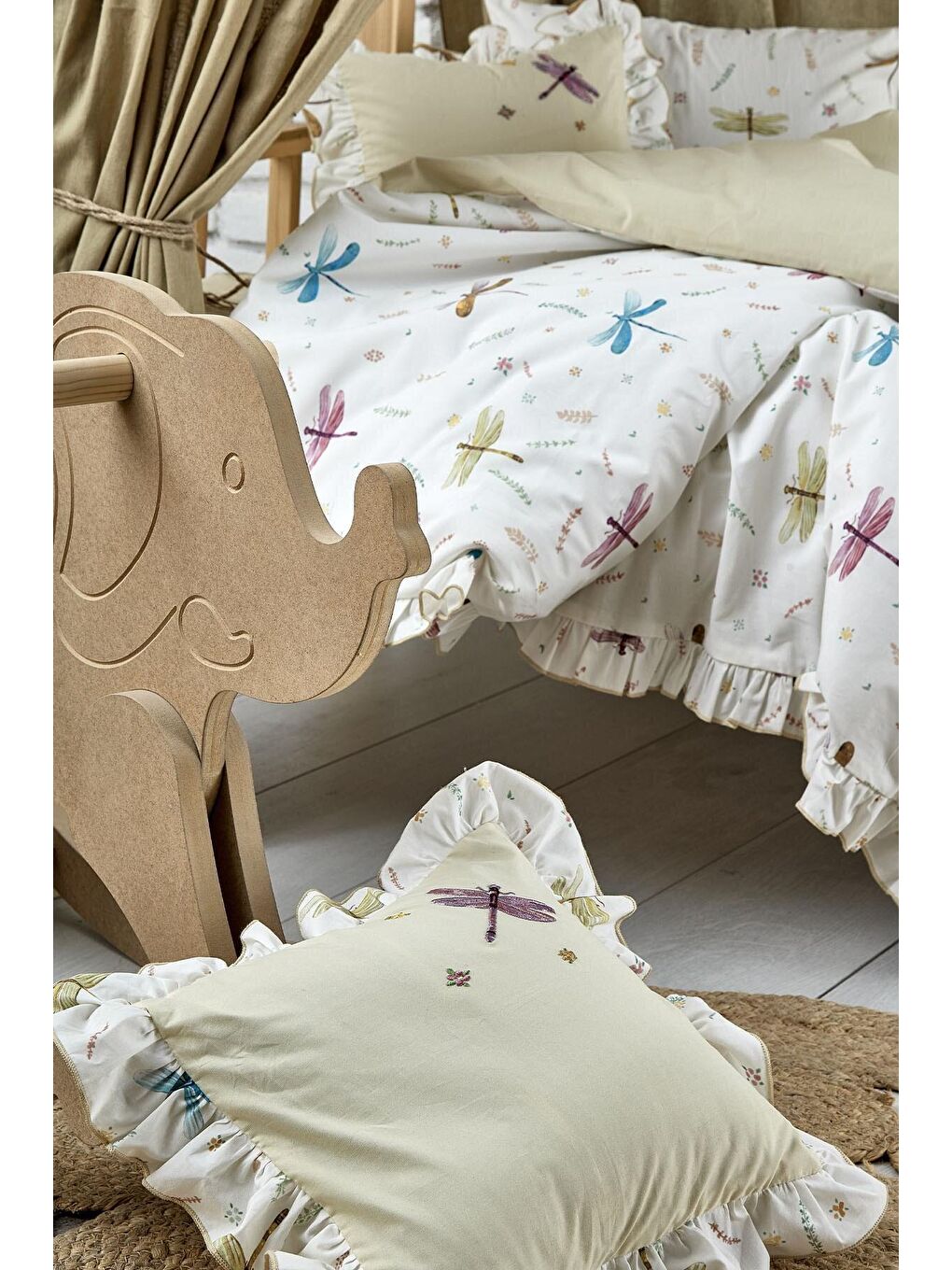 Karışık Nina Kız Bebek Nevresim Takımı %100 Organik Pamuk Baskılı 100x150 Cm-1