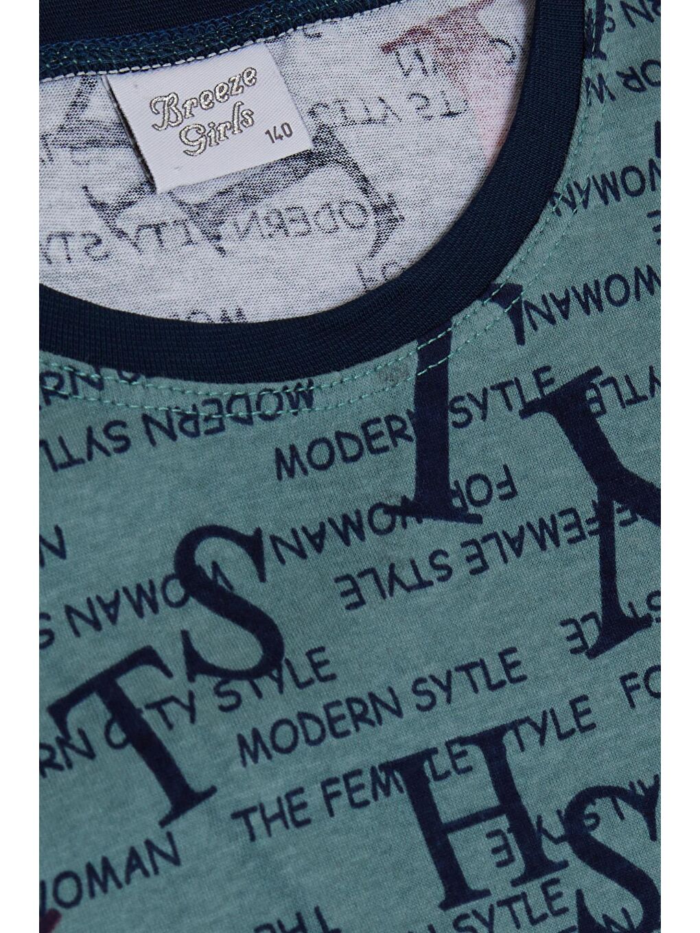 Kız Çocuk Pijama Takımı Modern Tarz Temalı Zümrüt Yeşili (12 Yaş)-4