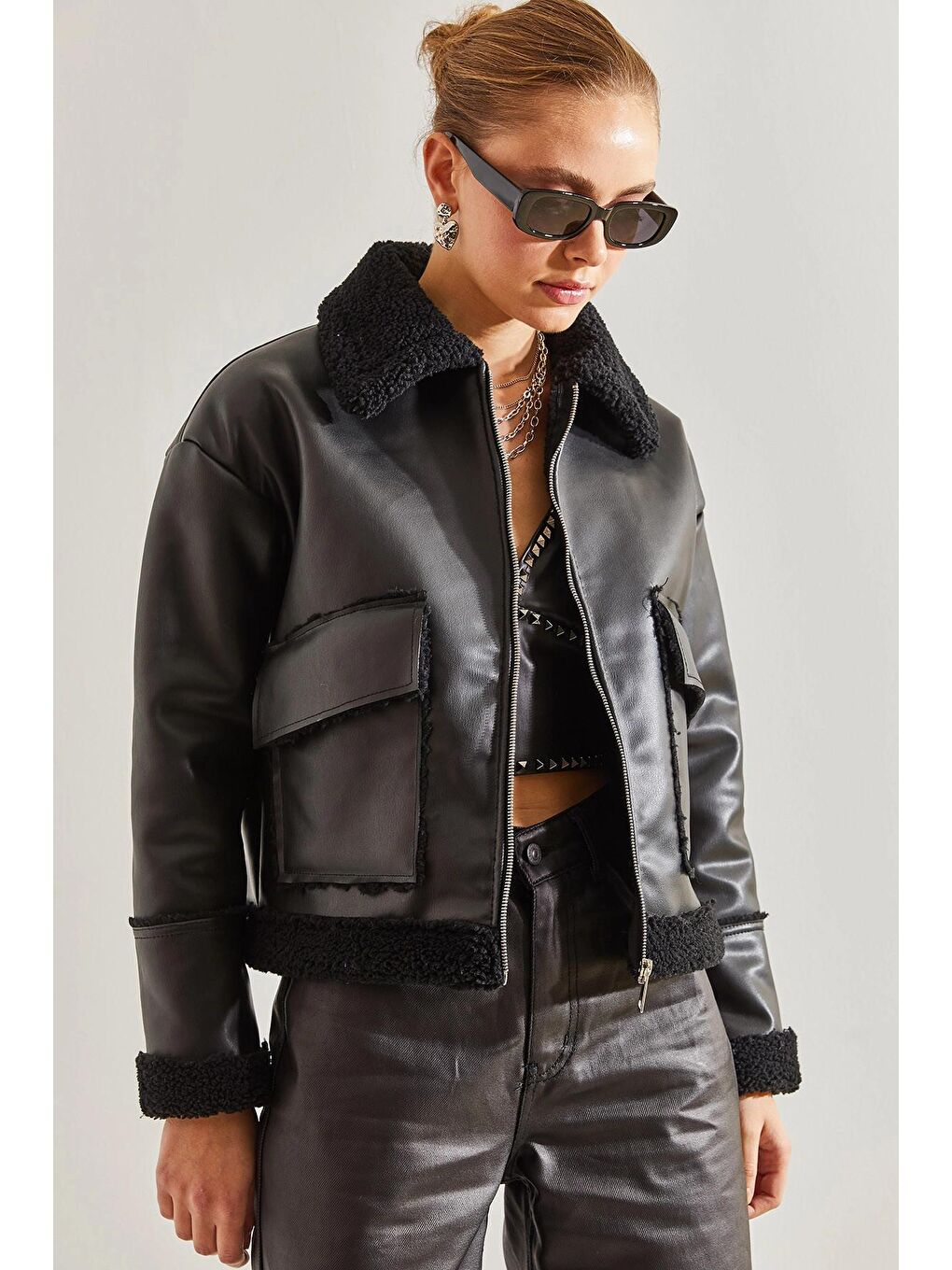 Siyah Kadın Deri Peluşlu Mont-4