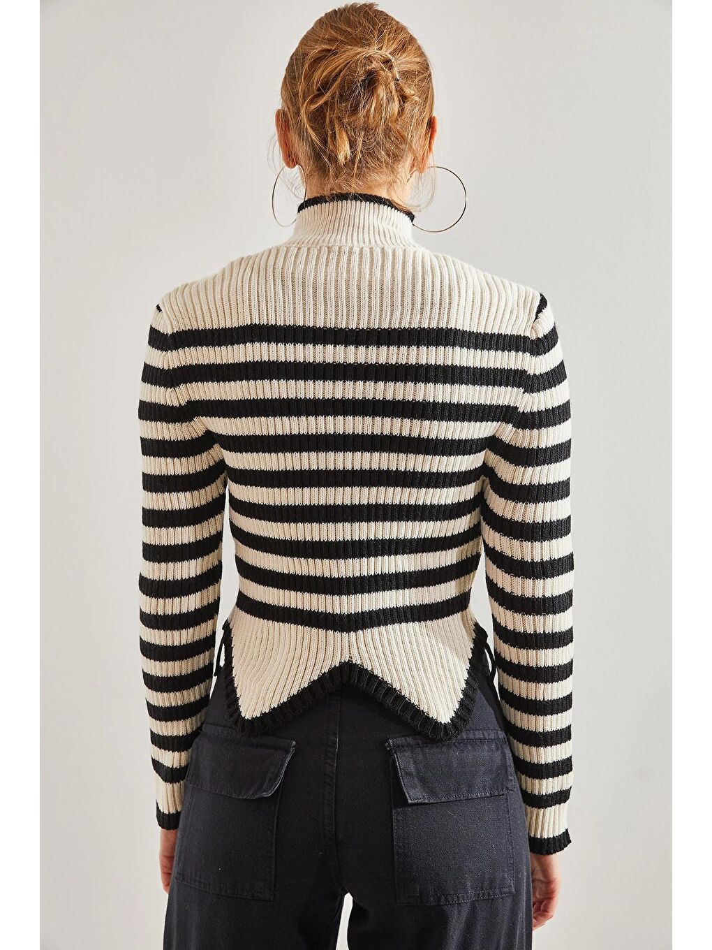 Siyah Kadın Çizgili Triko Kazak-2