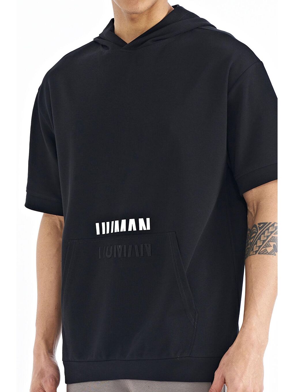 Siyah Kanguru Cepli Yazı Nakışlı Kapüşonlu Erkek Tişört - 88195-2