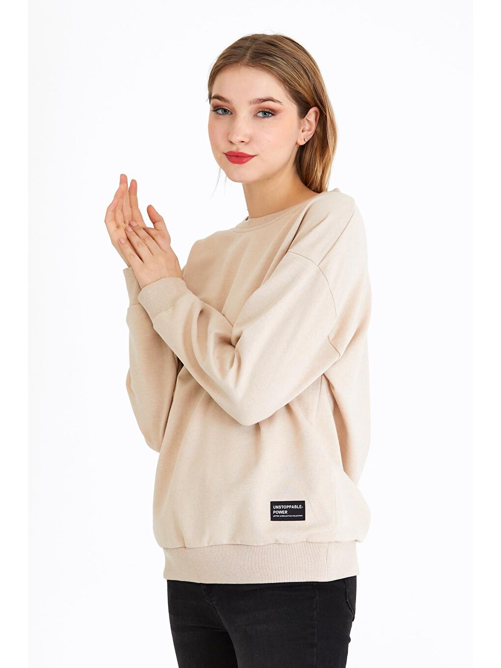 Kadın Bej Renk Basic Bisiklet Yaka Sweatshirt
