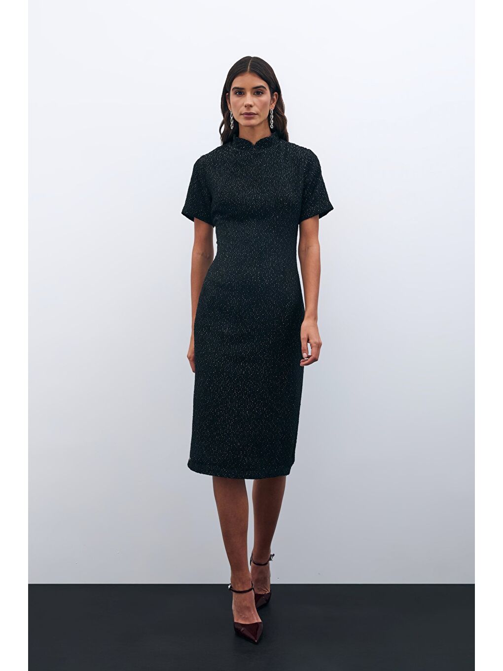 Dik Yaka Tüvit Elbise - Siyah-1