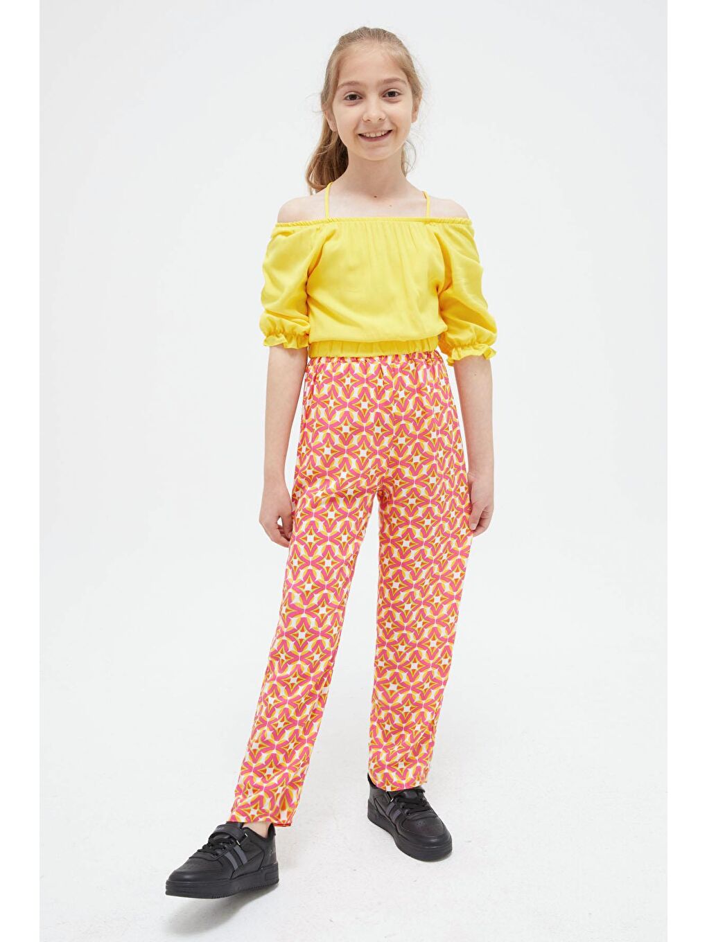 Sarı Askılı Bluzlu Pantolonlu Kız Çocuk Takım 15408-2