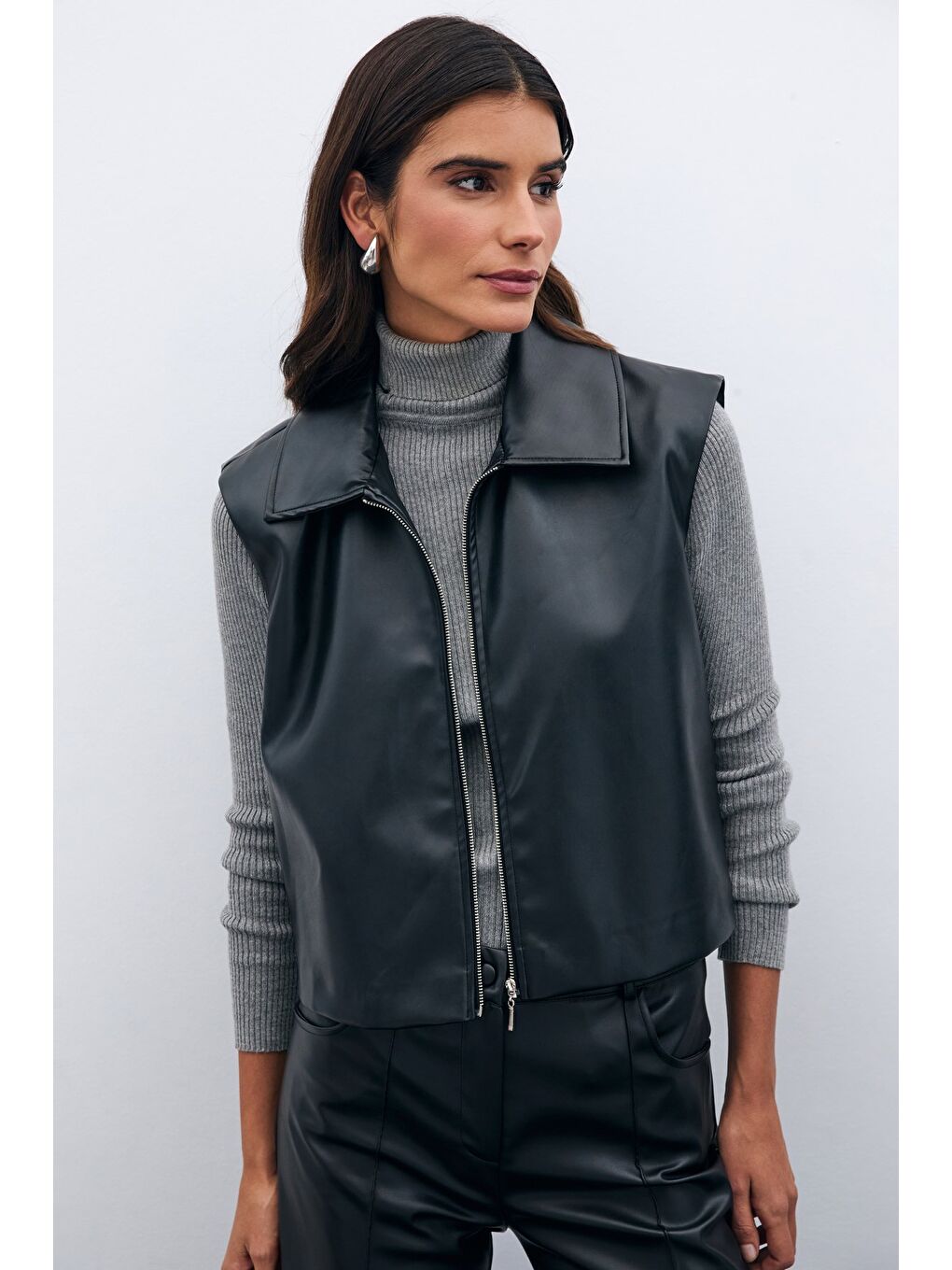 Fermuarlı Deri Yelek - Siyah-3