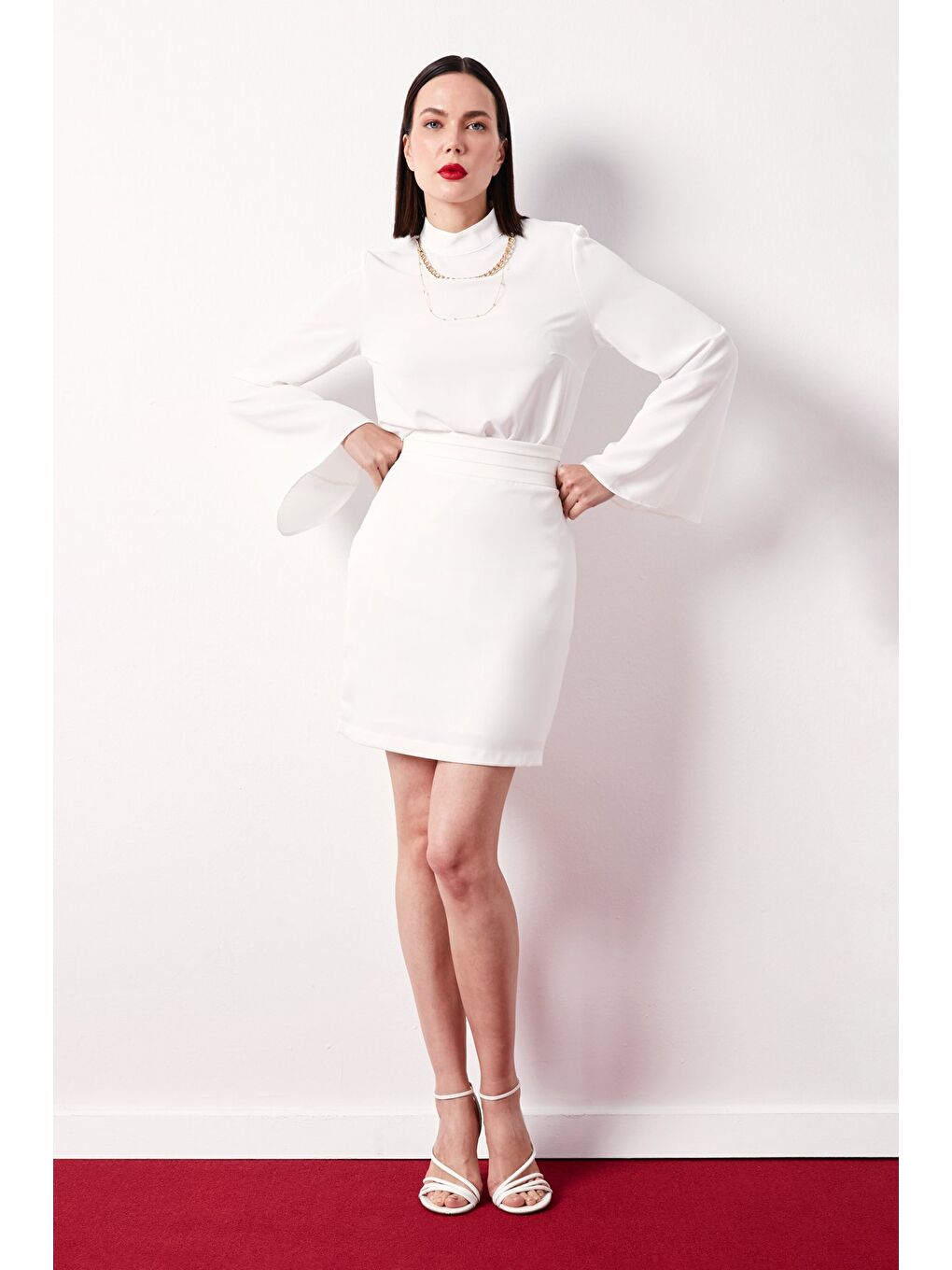 Kolyeli İspanyol Kol Bluz - Ekru