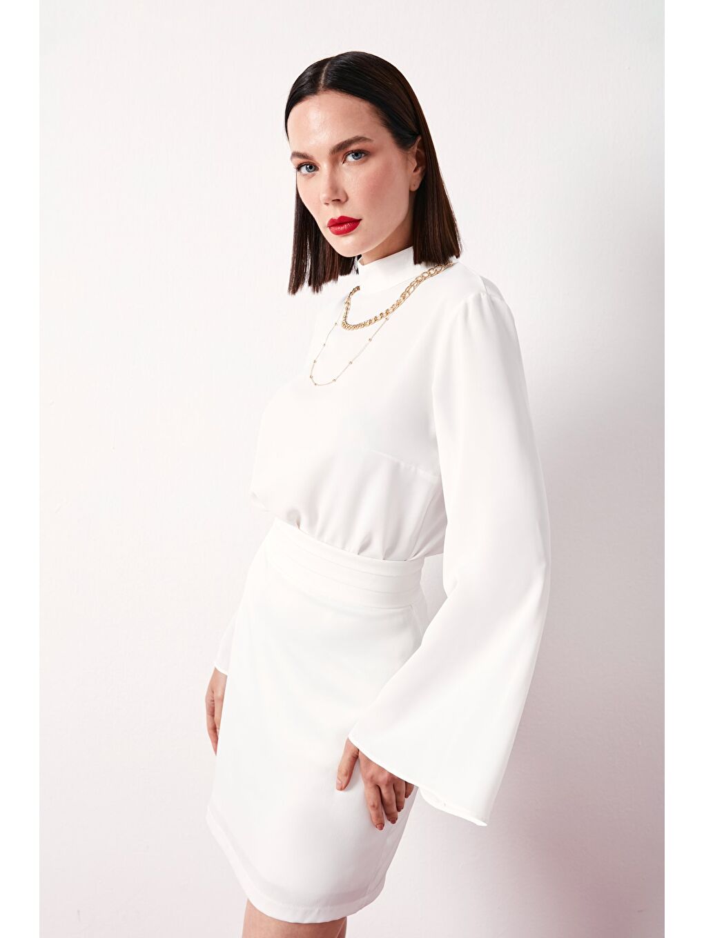 Kolyeli İspanyol Kol Bluz - Ekru-4