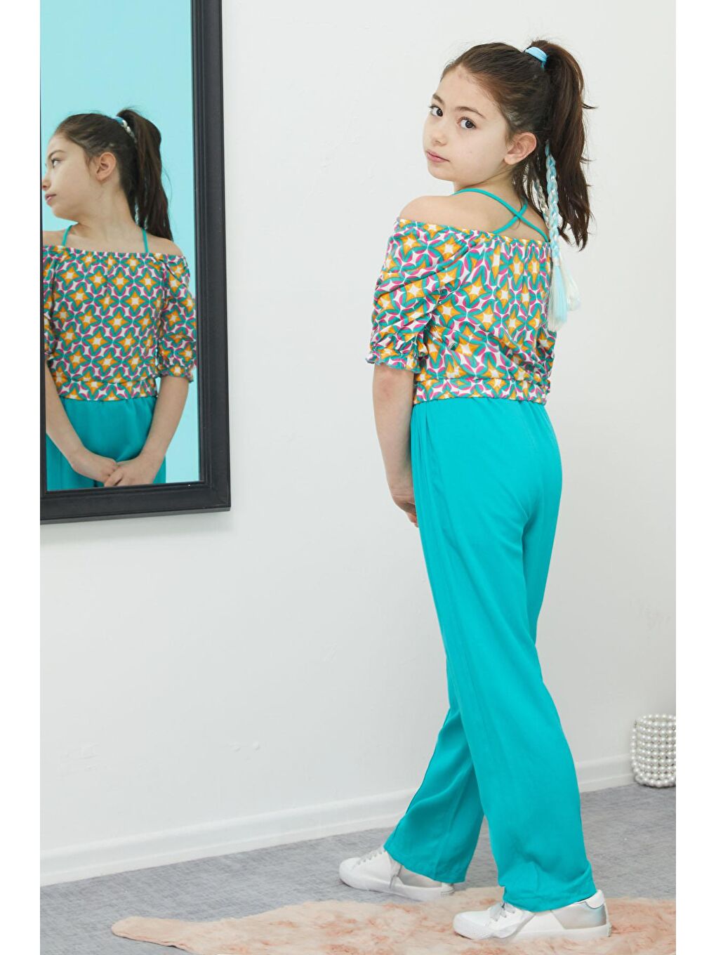 Turkuaz Desenli Bluz ve Pantolonlu Kız Takım 15389-4