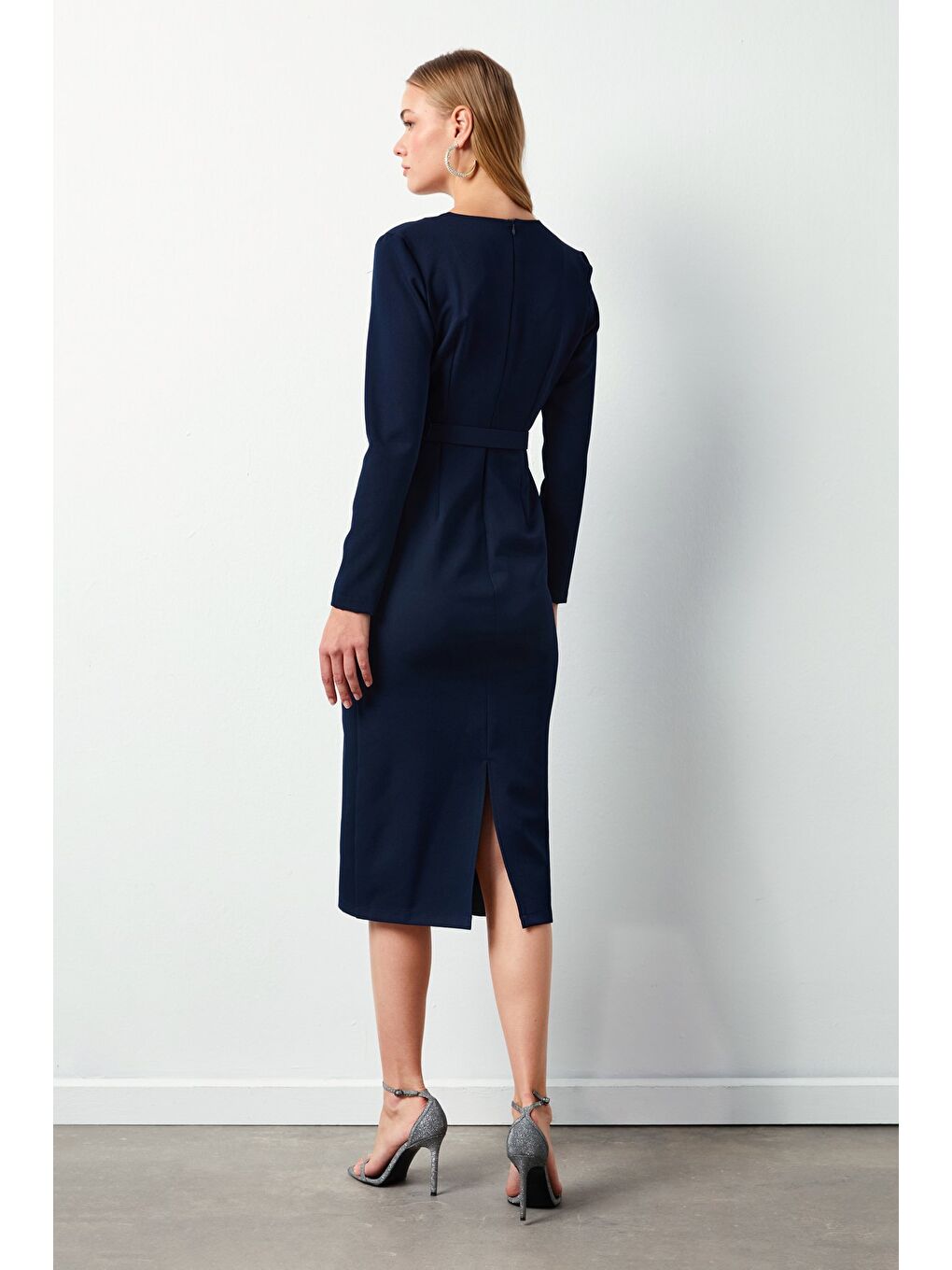 Kemerli Kalem Elbise - Lacivert-5