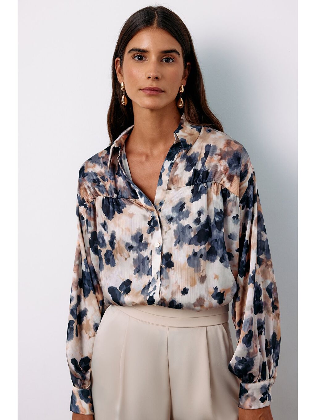 Çiçek Desenli Gömlek - Gri-2