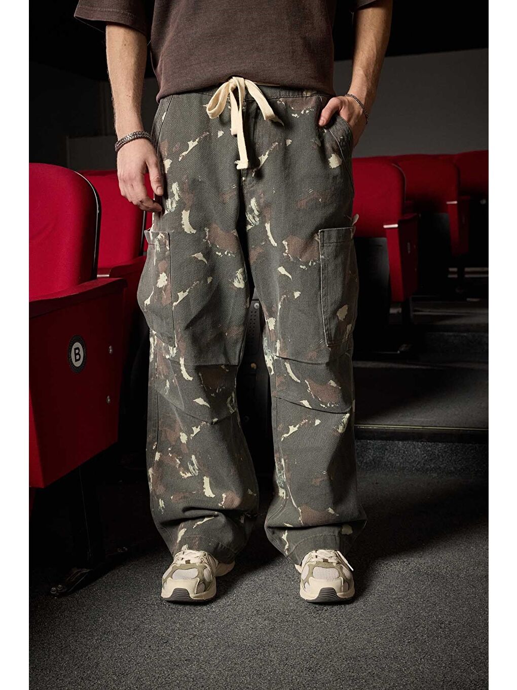 Erkek Baggy Fit Kamuflajlı Kargo Cepli Jean Pantolon Haki-2