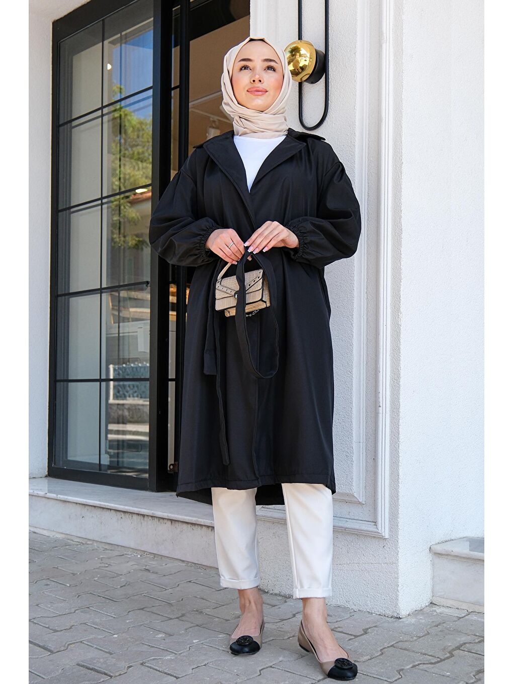 Kruvaze Yaka Kuşaklı Kadın Trençkot Siyah-1