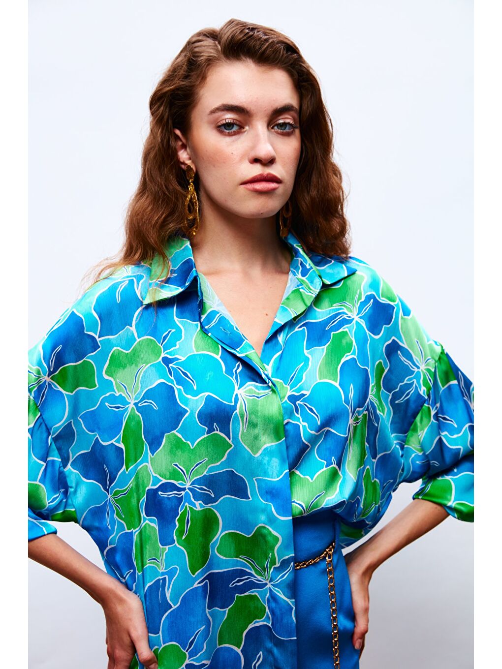 Çiçek Desenli Salaş Gömlek - Lacivert-Yeşil-2