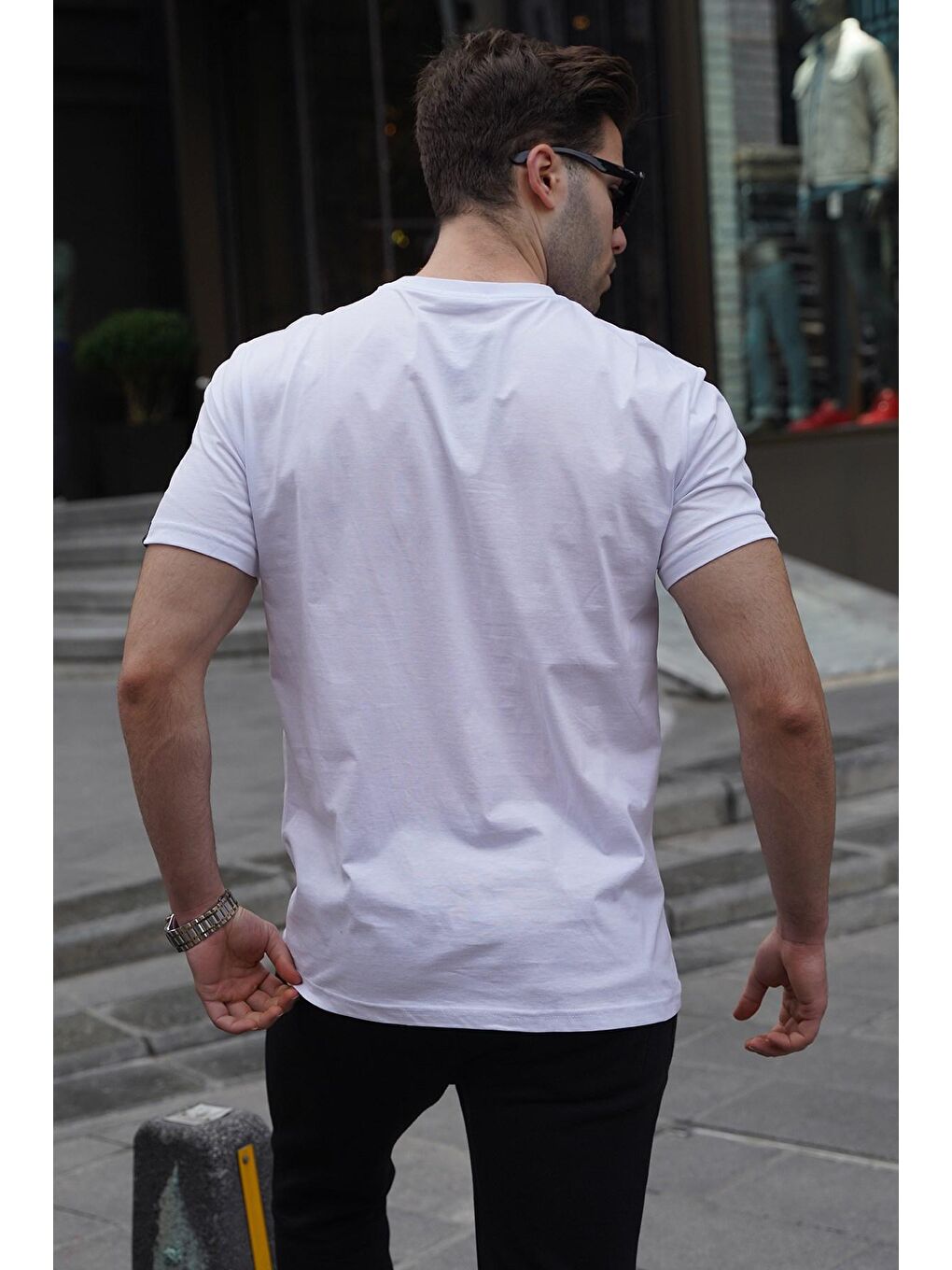Beyaz Cepli Baskılı Erkek Tişört 5861-1