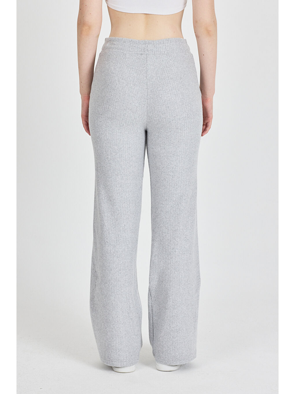 Kadın Gri Yüksek Bel Fitilli Bol Paça Günlük İnce Eşofman Altı Pijama-5